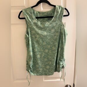 Green Merrell Tank Top Size Large